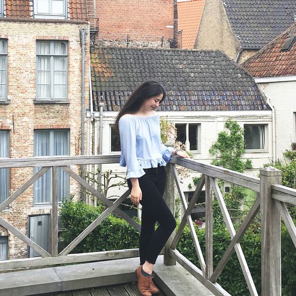 Meet your Posher, Alethea - Picture 1 of 1